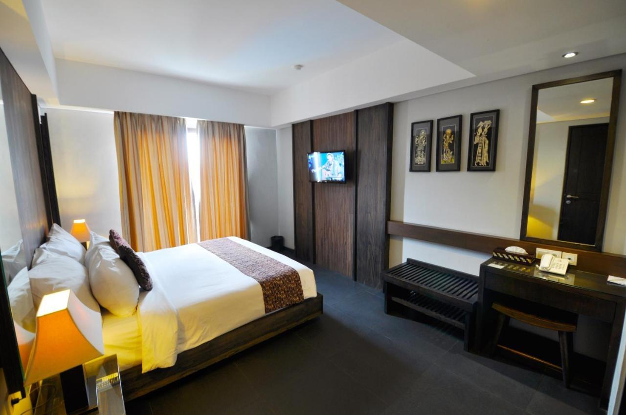 Ping Hotel Seminyak Exterior foto